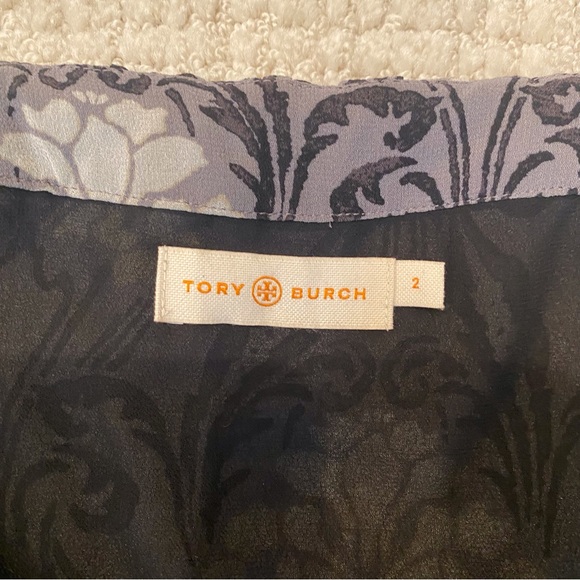Tory Burch Print Silk Sleeveless Top  size 2 EUC - Picture 9 of 10
